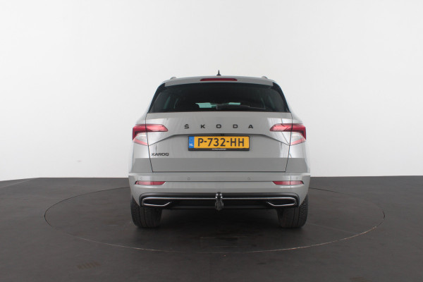 Škoda Karoq 1.5 TSI ACT Sportline Business > 150pk/Camera/Trekhaak wegklapbaar/Steel Grey/19inch...