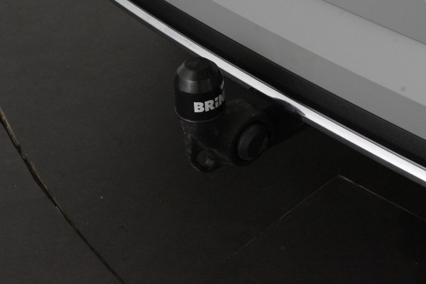 Škoda Karoq 1.5 TSI ACT Sportline Business > 150pk/Camera/Trekhaak wegklapbaar/Steel Grey/19inch...