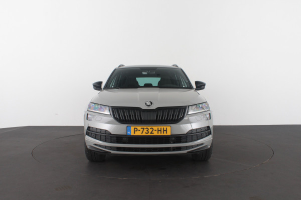 Škoda Karoq 1.5 TSI ACT Sportline Business > 150pk/Camera/Trekhaak wegklapbaar/Steel Grey/19inch...