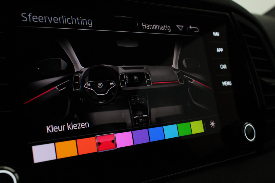 Škoda Karoq 1.5 TSI ACT Sportline Business > 150pk/Camera/Trekhaak wegklapbaar/Steel Grey/19inch...