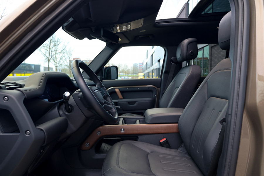 Land Rover Defender 110 3.0 P400 110 X | NAP | FULL OPTION! | €153.798 NP! | 22'' URBAN | MERIDIAN SURROUND | STANDKACHEL | ELEK TREKHAAK |