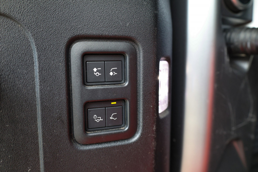 Land Rover Defender 110 3.0 P400 110 X | NAP | FULL OPTION! | €153.798 NP! | 22'' URBAN | MERIDIAN SURROUND | STANDKACHEL | ELEK TREKHAAK |