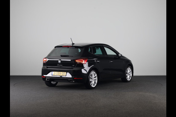 Seat Ibiza 1.0 EcoTSI FR 115 pk Automaat (DSG) | Verlengde garantie | Navigatie via App | Parkeersensoren | LED koplampen |