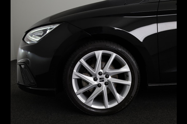 Seat Ibiza 1.0 EcoTSI FR 115 pk Automaat (DSG) | Verlengde garantie | Navigatie via App | Parkeersensoren | LED koplampen |