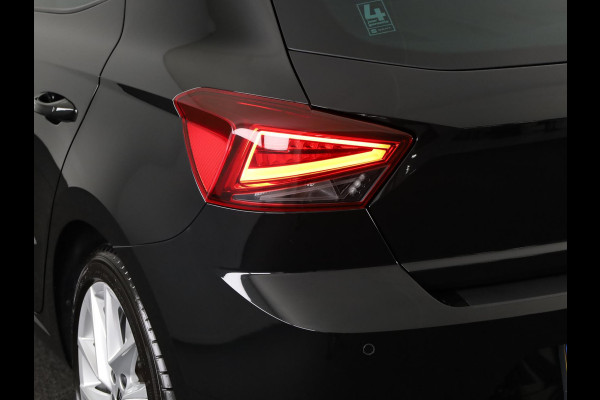 Seat Ibiza 1.0 EcoTSI FR 115 pk Automaat (DSG) | Verlengde garantie | Navigatie via App | Parkeersensoren | LED koplampen |