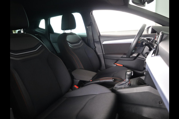 Seat Ibiza 1.0 EcoTSI FR 115 pk Automaat (DSG) | Verlengde garantie | Navigatie via App | Parkeersensoren | LED koplampen |