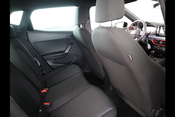 Seat Ibiza 1.0 EcoTSI FR 115 pk Automaat (DSG) | Verlengde garantie | Navigatie via App | Parkeersensoren | LED koplampen |