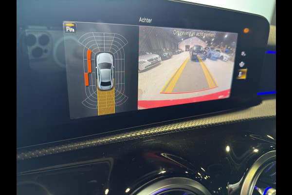 Mercedes-Benz A-Klasse 220 Premium Plus | AMG |Pano | Geheugen Sportstoelen | Sfeer | Night-Pakket |