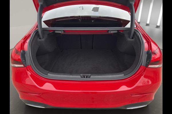 Mercedes-Benz A-Klasse 220 Premium Plus | AMG |Pano | Geheugen Sportstoelen | Sfeer | Night-Pakket |