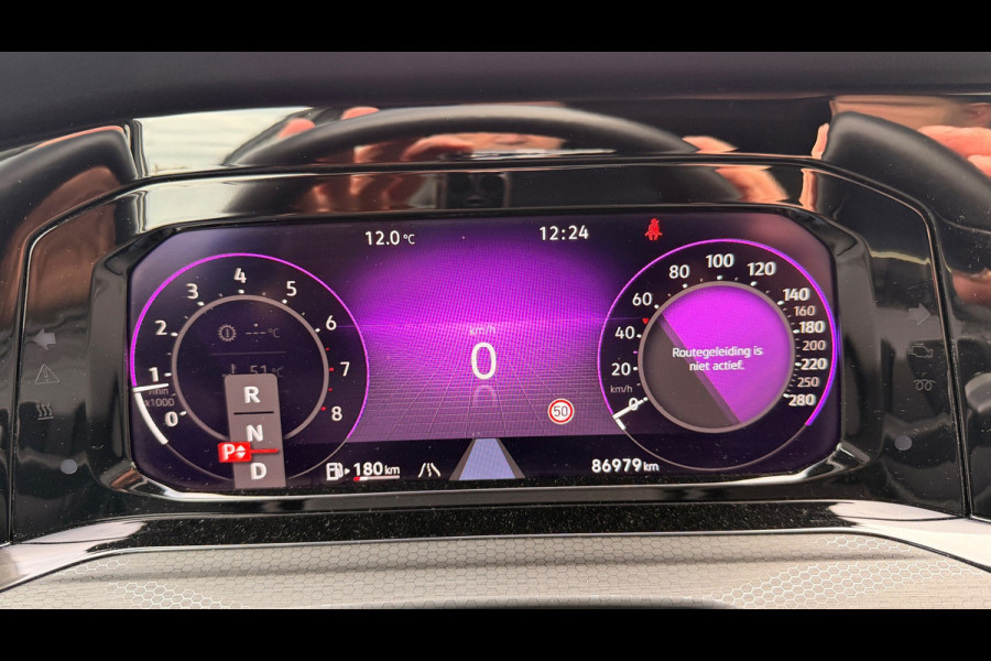 Volkswagen Golf 2.0 TSI GTI Panoramadak Leer Stoelverwarming/Verkoeling Camera Keyless entry