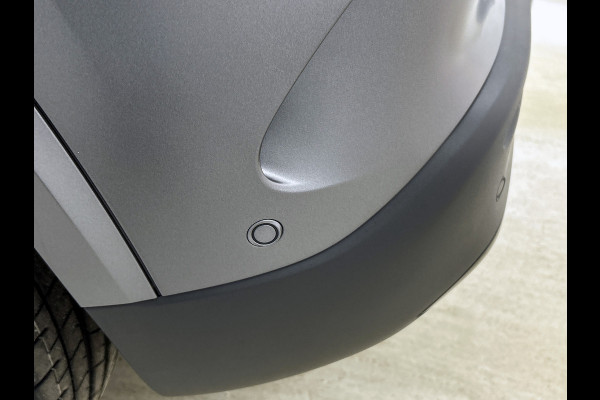 Mercedes-Benz EQA 250+ Business Solution AMG 71 kWh | Winterpakket | Nightpakket | GUARD 360° Plus | DISTRONIC | Smartphone integratie | Panoramaschuifdak | Stuurwielpaddles |