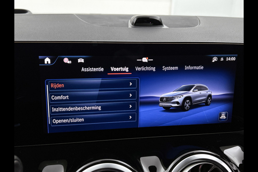 Mercedes-Benz EQA 250+ Business Solution AMG 71 kWh | Winterpakket | Nightpakket | GUARD 360° Plus | DISTRONIC | Smartphone integratie | Panoramaschuifdak | Stuurwielpaddles |