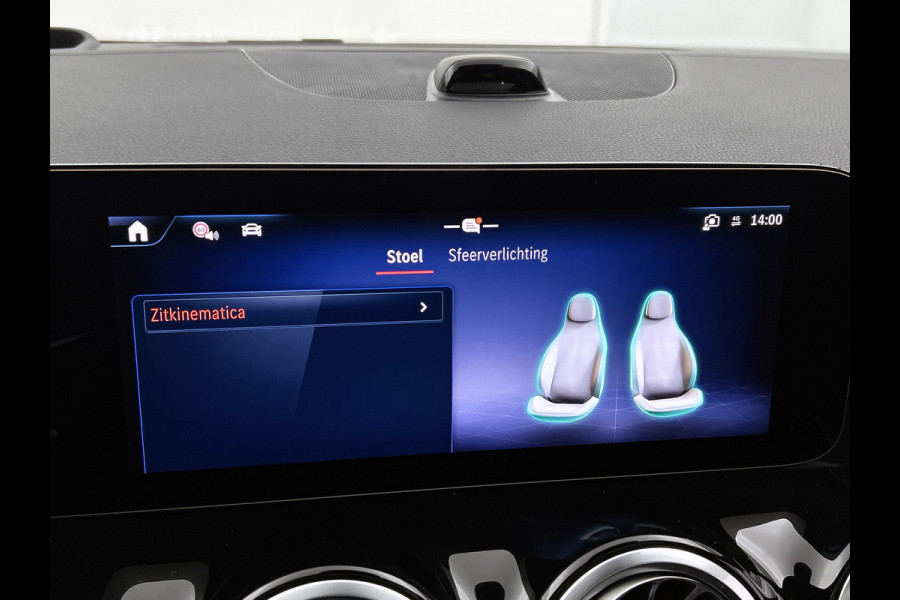 Mercedes-Benz EQA 250+ Business Solution AMG 71 kWh | Winterpakket | Nightpakket | GUARD 360° Plus | DISTRONIC | Smartphone integratie | Panoramaschuifdak | Stuurwielpaddles |