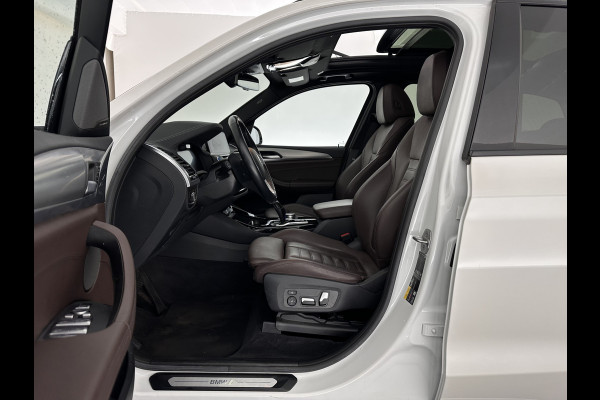 BMW iX3 High Executive 80 kWh [3-Fase-11kW] {SOH-100%} (INCL-BTW) Aut. *PANO | LEATHER | HARMAN/KARDON | FULL-LED | BLINDSPOT | MEMORY-PACK | DIGI-COCKPIT | HEATED-SPORTSEATS | KEYLESS | TOPVIEW | DAB+ | NAVI-FULLMAP | HEAD-UP | PRIVACY-GLASS | .