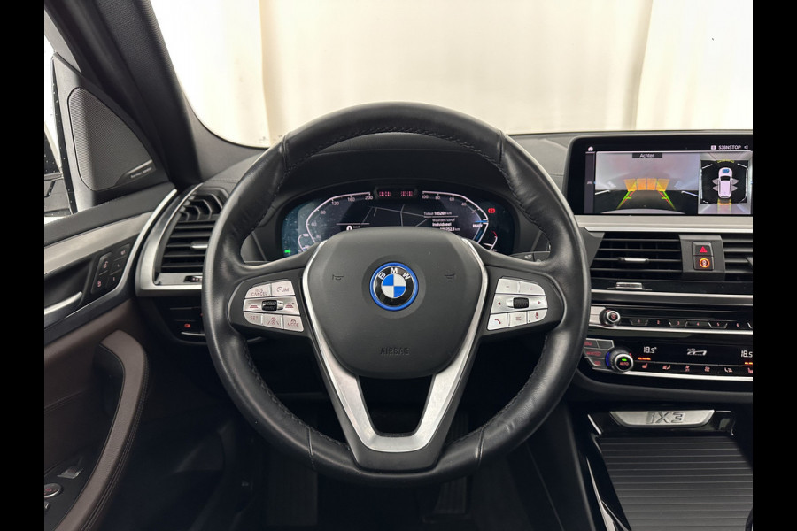 BMW iX3 High Executive 80 kWh [3-Fase-11kW] {SOH-100%} (INCL-BTW) Aut. *PANO | LEATHER | HARMAN/KARDON | FULL-LED | BLINDSPOT | MEMORY-PACK | DIGI-COCKPIT | HEATED-SPORTSEATS | KEYLESS | TOPVIEW | DAB+ | NAVI-FULLMAP | HEAD-UP | PRIVACY-GLASS | .