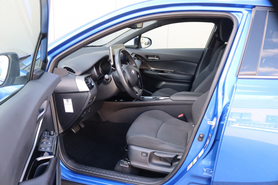 Toyota C-HR 1.8 Hybrid 122PK Automaat Dynamic Trekhaak/Navigatie/Camera/Stoelverwarming
