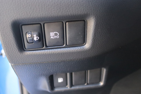 Toyota C-HR 1.8 Hybrid 122PK Automaat Dynamic Trekhaak/Navigatie/Camera/Stoelverwarming