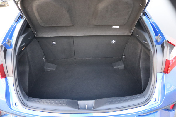 Toyota C-HR 1.8 Hybrid 122PK Automaat Dynamic Trekhaak/Navigatie/Camera/Stoelverwarming