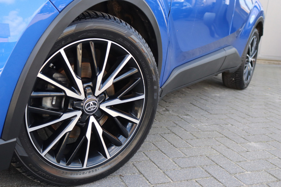 Toyota C-HR 1.8 Hybrid 122PK Automaat Dynamic Trekhaak/Navigatie/Camera/Stoelverwarming