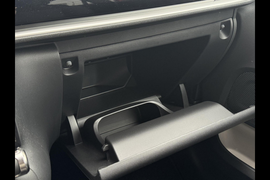 Citroën C3 1.2 PT 82 Shine | Parkeercamera | 17 inch | All season | Prijs is rijklaar