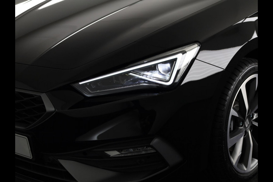 Seat Leon 1.5 TSI e-Hybrid FR Business | Technology Pack | Velgen 'Performance Supreme', 18 inch | Elektr. Trekhaak | Midnight Black Metallic