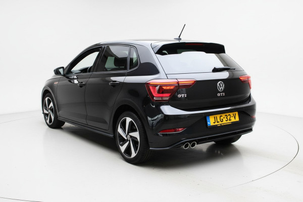 Volkswagen Polo 2.0 TSI GTI TSI 210PK DSG GTI-SPORT IQ-LIGHT/PDC/CARPLAY
