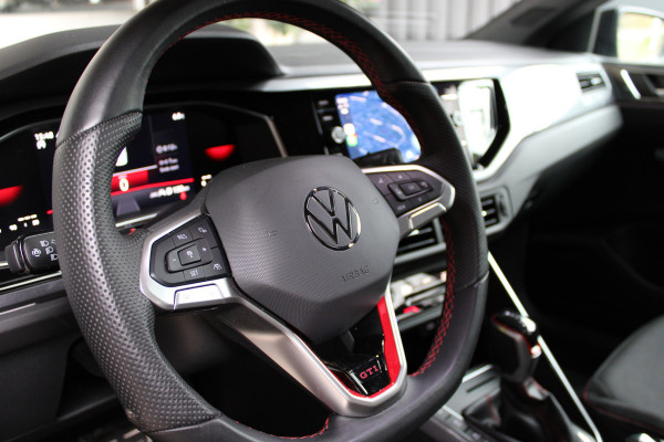 Volkswagen Polo 2.0 TSI GTI TSI 210PK DSG GTI-SPORT IQ-LIGHT/PDC/CARPLAY