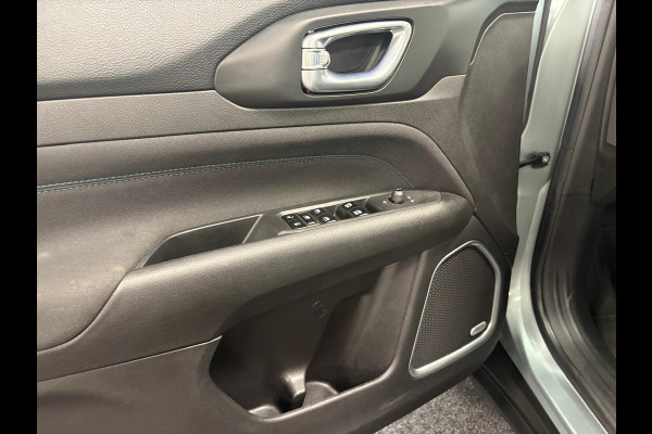 Jeep Compass 4xe 240 Plug-in Hybrid*Black-Edition*Apple CarPlay*NAP*Xenon*360 Camera*Cruise-Control*PDC*