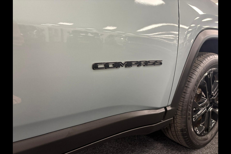 Jeep Compass 4xe 240 Plug-in Hybrid*Black-Edition*Apple CarPlay*NAP*Xenon*360 Camera*Cruise-Control*PDC*