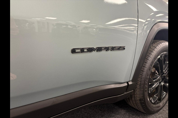 Jeep Compass 4xe 240 Plug-in Hybrid*Black-Edition*Apple CarPlay*NAP*Xenon*360 Camera*Cruise-Control*PDC*