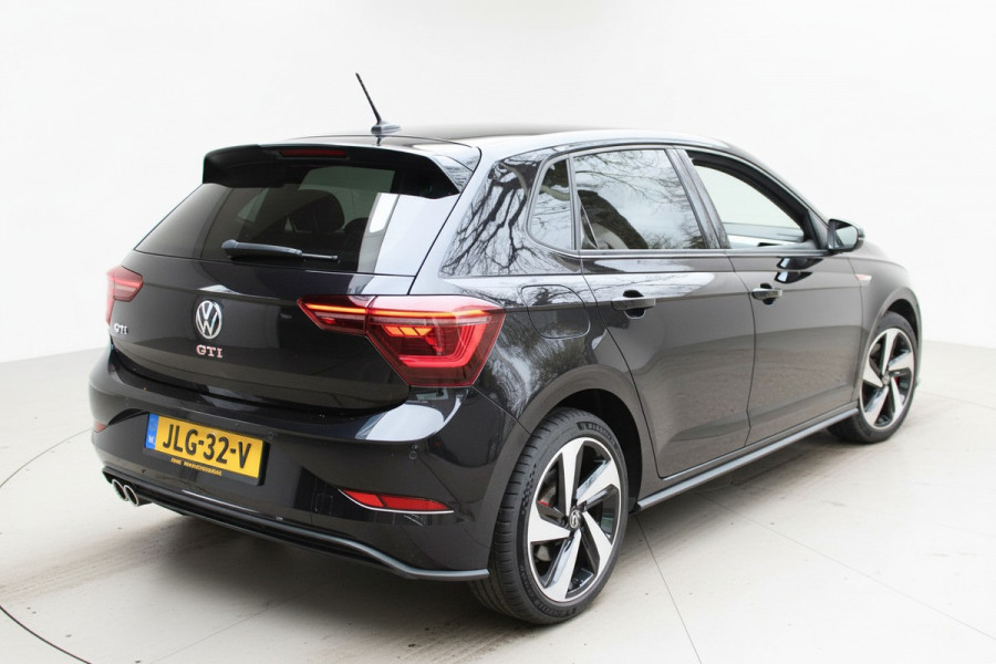 Volkswagen Polo 2.0 TSI GTI TSI 210PK DSG GTI-SPORT IQ-LIGHT/PDC/CARPLAY