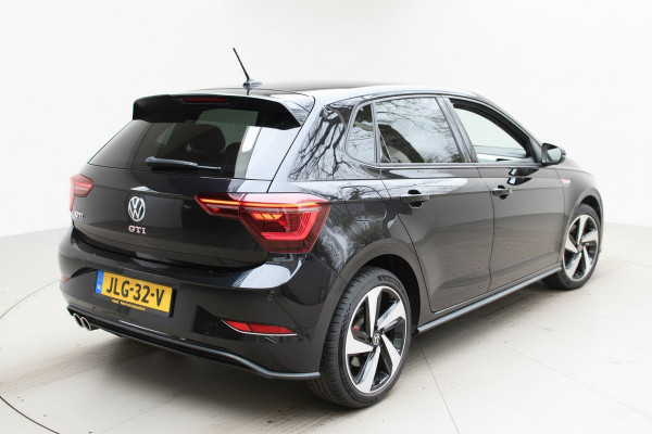 Volkswagen Polo 2.0 TSI GTI TSI 210PK DSG GTI-SPORT IQ-LIGHT/PDC/CARPLAY