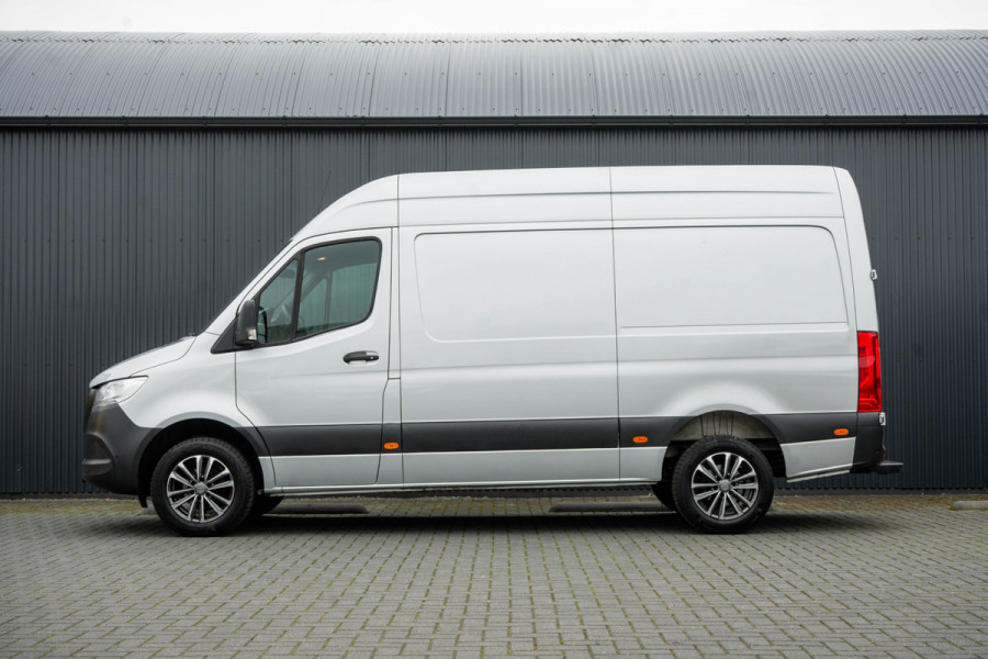 Mercedes-Benz Sprinter 316CDI L2H2 | 163 PK | 3-Zits | Climatronic | Camera | Carplay | Airco