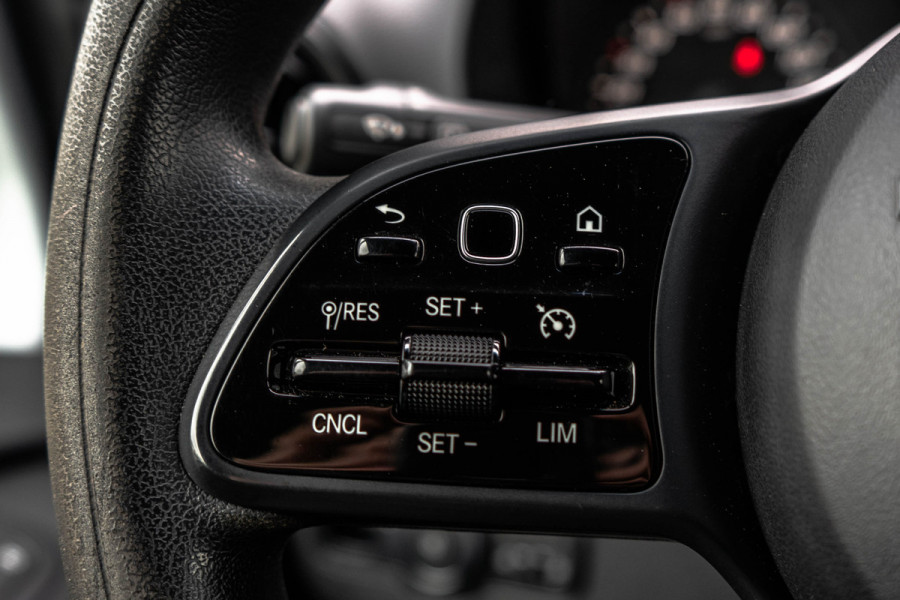 Mercedes-Benz Sprinter 316CDI L2H2 | 163 PK | 3-Zits | Climatronic | Camera | Carplay | Airco