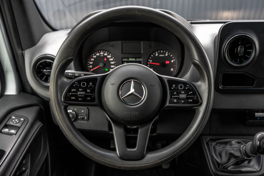 Mercedes-Benz Sprinter 316CDI L2H2 | 163 PK | 3-Zits | Climatronic | Camera | Carplay | Airco