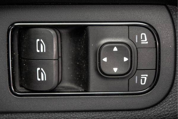 Mercedes-Benz Sprinter 316CDI L2H2 | 163 PK | 3-Zits | Climatronic | Camera | Carplay | Airco