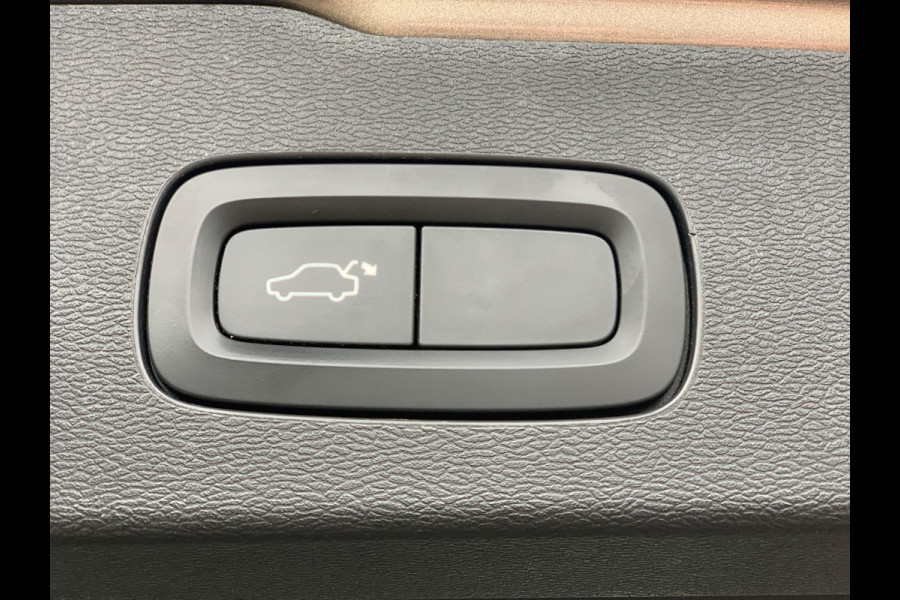 Volvo V60 2.0 D4 Inscription 190PK LEDER FULL 2021 DEALER OH / NETTO EXPORT € 14.950