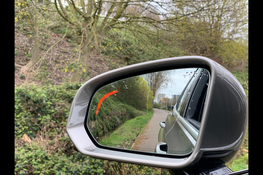 Volvo V60 2.0 D4 Inscription 190PK LEDER FULL 2021 DEALER OH / NETTO EXPORT € 14.950