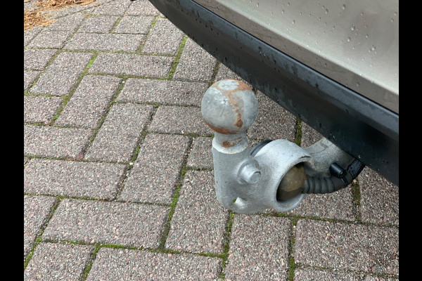 Volvo V60 2.0 D4 Inscription 190PK LEDER FULL 2021 DEALER OH / NETTO EXPORT € 14.950