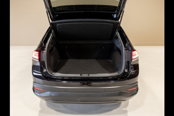 Volkswagen Taigo 1.0 TSI Life Business / 110pk / Achteruitrij camera / Automatische klimaatregeling /