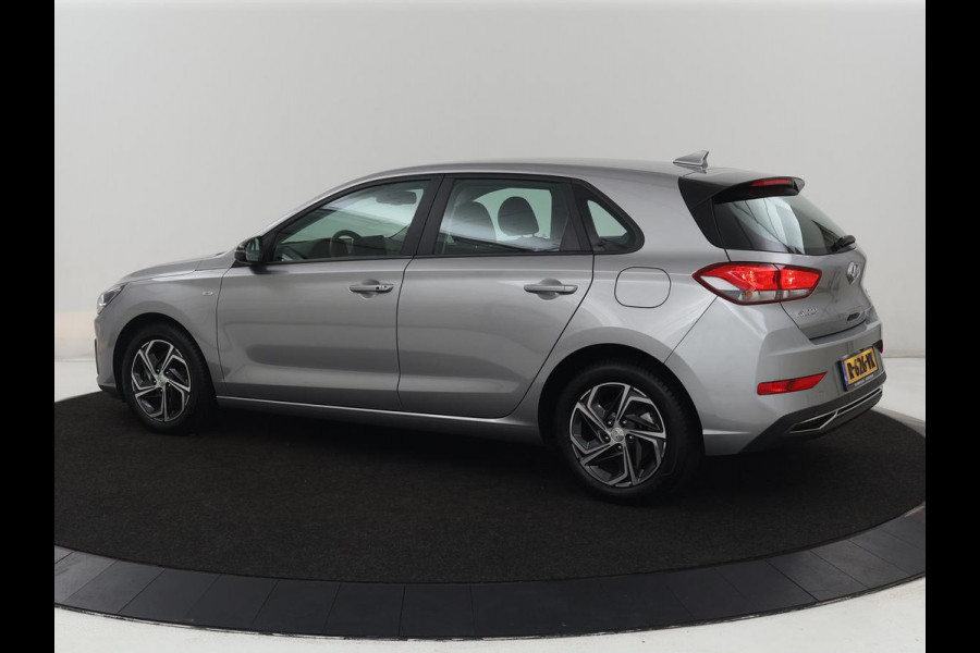 Hyundai i30 1.0 T-GDi MHEV Comfort | Carplay | Camera | Keyless | Navigatie | Climate control | Bluetooth | Cruise control | DAB | Parkeerhulp