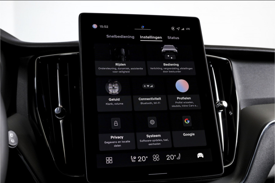 Volvo XC60 2.0 T6 Plug-in hybrid AWD Plus Black Edition | Harman/Kardon | S/K-Panodak | Dig. Cockpit | Adapt. Cruise | Elek. Klep | Stoel-+Stuurverw. | 360 Camera | NAV+App. Connect | ECC | LM 21" | 1711