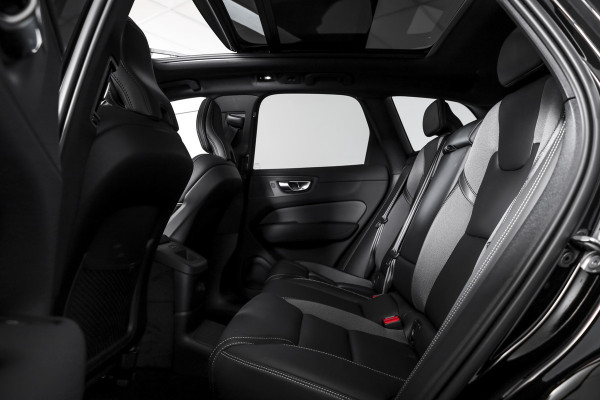 Volvo XC60 2.0 T6 Plug-in hybrid AWD Plus Black Edition | Harman/Kardon | S/K-Panodak | Dig. Cockpit | Adapt. Cruise | Elek. Klep | Stoel-+Stuurverw. | 360 Camera | NAV+App. Connect | ECC | LM 21" | 1711