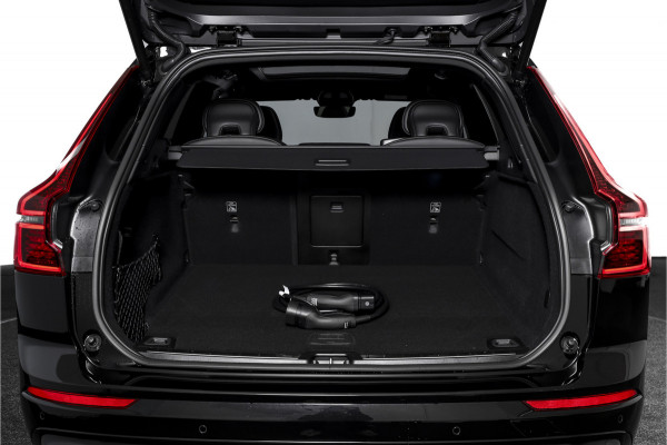Volvo XC60 2.0 T6 Plug-in hybrid AWD Plus Black Edition | Harman/Kardon | S/K-Panodak | Dig. Cockpit | Adapt. Cruise | Elek. Klep | Stoel-+Stuurverw. | 360 Camera | NAV+App. Connect | ECC | LM 21" | 1711
