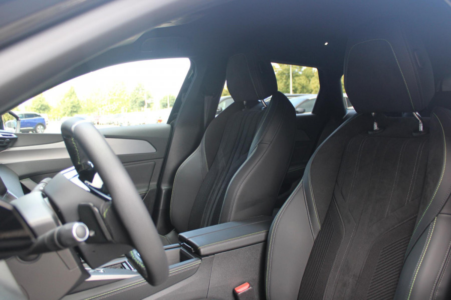 Peugeot 308 SW 1.2 MILD HYBRID 145PK DCS6 GT PACK | ELEKTRISCHE STOEL MET GEHEUGEN FUNCTIE | STOEL VERWARMING | ELEKTRISCHE ACHTERKLEP | 360° CAMERA | KEYLESS ENTRY/START | ADAPTIVE CRUISE CONTROL | 19" LICHTMETALEN VELGEN | DRAADLOZE TELEFOONLADER | DRAADLOZE APPLE CARPLAY/ANDROID AUTO | NAVIGATIE | ALCANTARA BEKLEDING | DAB+ RADIO | DODEHOEK DETECTIE |