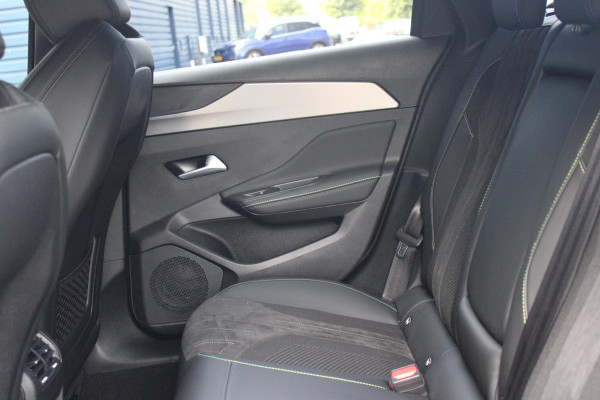 Peugeot 308 SW 1.2 MILD HYBRID 145PK DCS6 GT PACK | ELEKTRISCHE STOEL MET GEHEUGEN FUNCTIE | STOEL VERWARMING | ELEKTRISCHE ACHTERKLEP | 360° CAMERA | KEYLESS ENTRY/START | ADAPTIVE CRUISE CONTROL | 19" LICHTMETALEN VELGEN | DRAADLOZE TELEFOONLADER | DRAADLOZE APPLE CARPLAY/ANDROID AUTO | NAVIGATIE | ALCANTARA BEKLEDING | DAB+ RADIO | DODEHOEK DETECTIE |