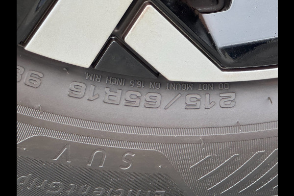 Peugeot 2008 1.2 PureTech 100 Active - Nieuw Model I Apple CarPaly / Navigatie I Airco I LED & PDC I Dealer onderhouden