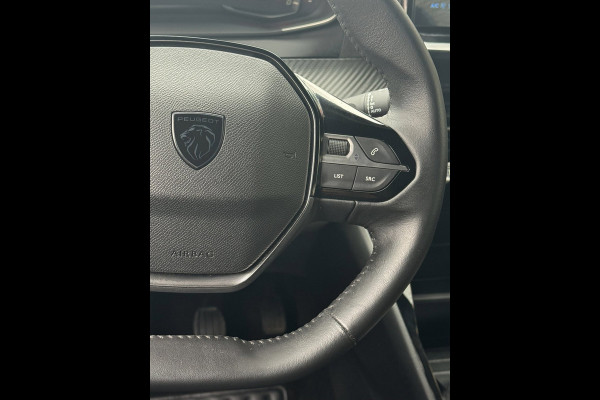 Peugeot 2008 1.2 PureTech 100 Active - Nieuw Model I Apple CarPaly / Navigatie I Airco I LED & PDC I Dealer onderhouden