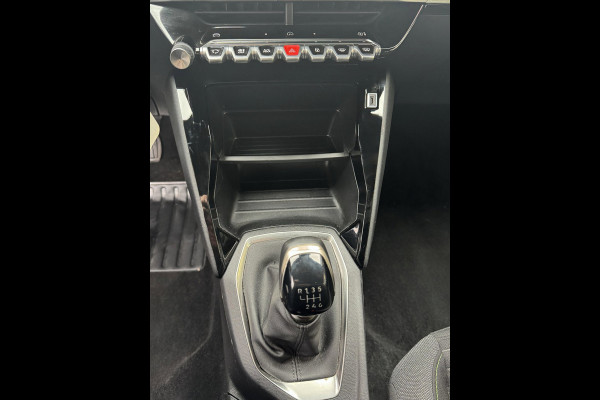 Peugeot 2008 1.2 PureTech 100 Active - Nieuw Model I Apple CarPaly / Navigatie I Airco I LED & PDC I Dealer onderhouden