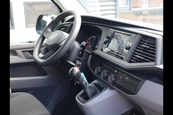 Volkswagen Transporter 2.0 TDI 111pk Euro 6 - Lang L2 - Trekhaak - Cruise - 3 Zits
